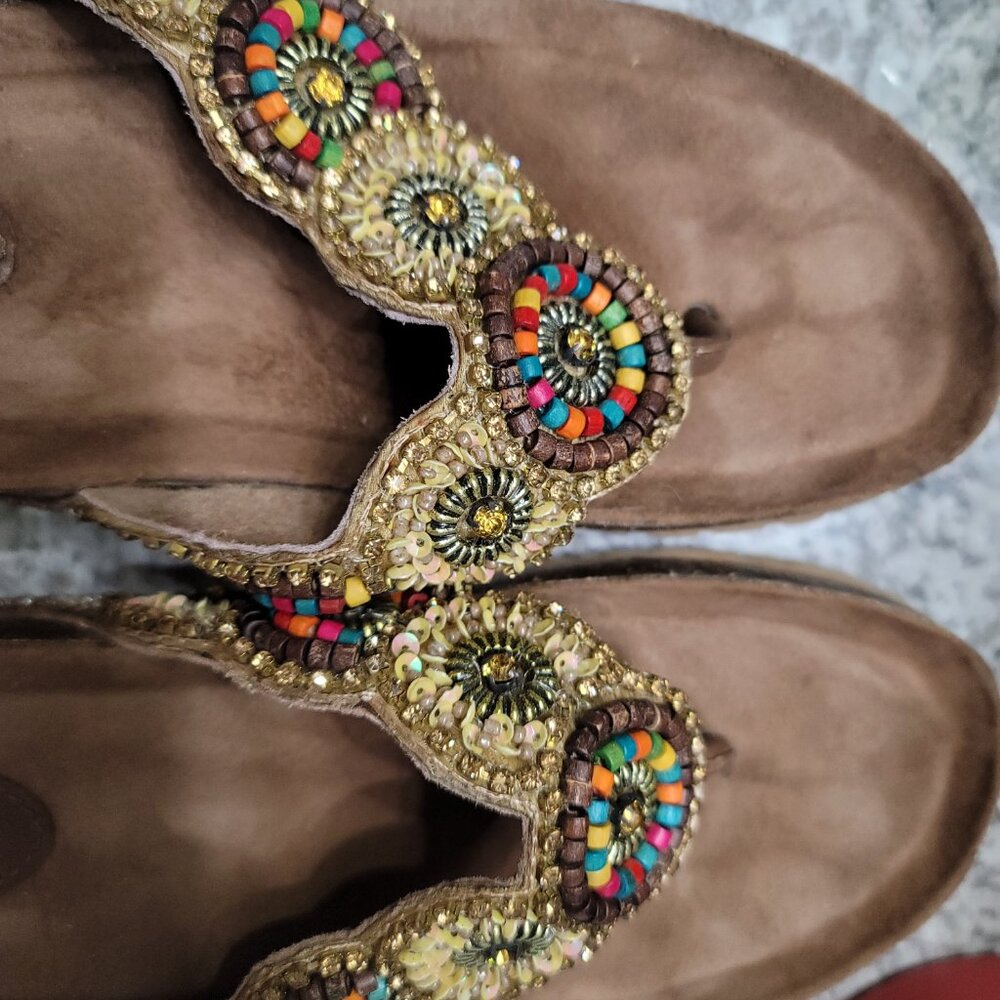 Spring Step Sandals - Picture 2 of 3